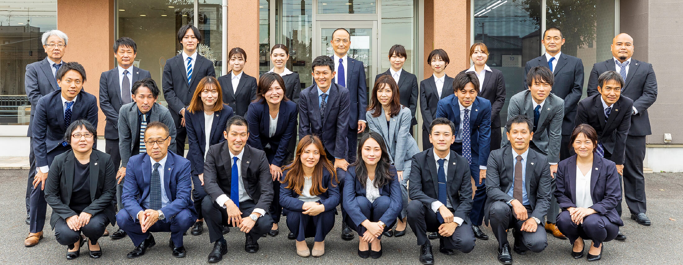 スタッフ紹介